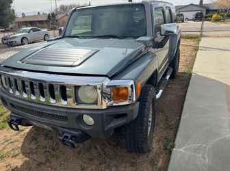 2007 Hummer H3 • Sport Utility 4D