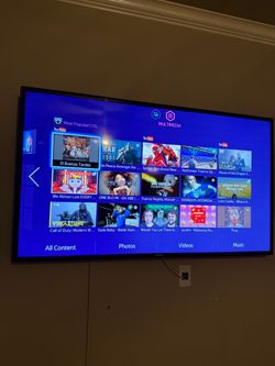 📺 50” Samsung Smart TV with Mount – Works Great!