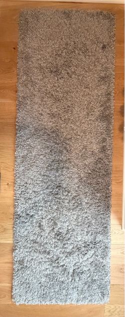 Grey Shaggy Runner