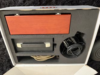 Warm Audio WA251 tube condenser mic