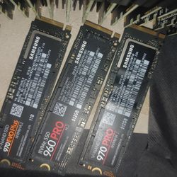 Samsung V-NAND SSD 970 EVO Plus 1 TB