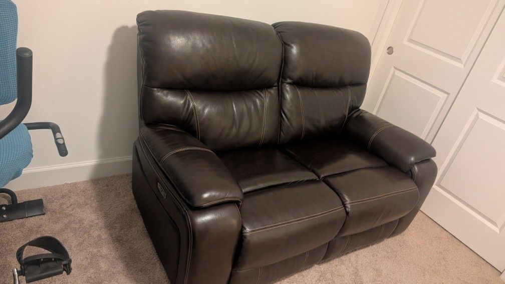 Leather Power Reclining Loveseat Couch Power Headrest