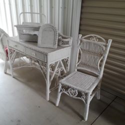 Wicker Desk Set