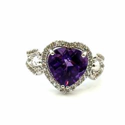 Woman’s Ladies 14k White Gold Heart Shaped Cushion Cut Purple Stone Ring Size 7 GP3118821