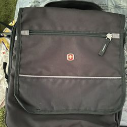 swiss gear  messenger bag