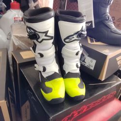 Off-road dirt bike boots for kids Alpinestars size 6