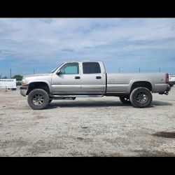 02 Chevy Silverado 2500 hd