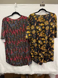Lularoe Women’s  Medium Top Lot of 2, Multicolor Prints