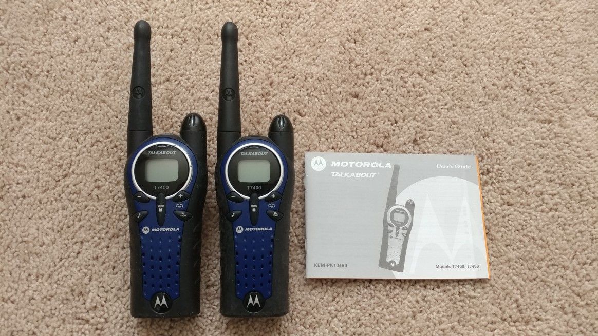 Motorola Talkabout T7400 FRS/GMRS Radios