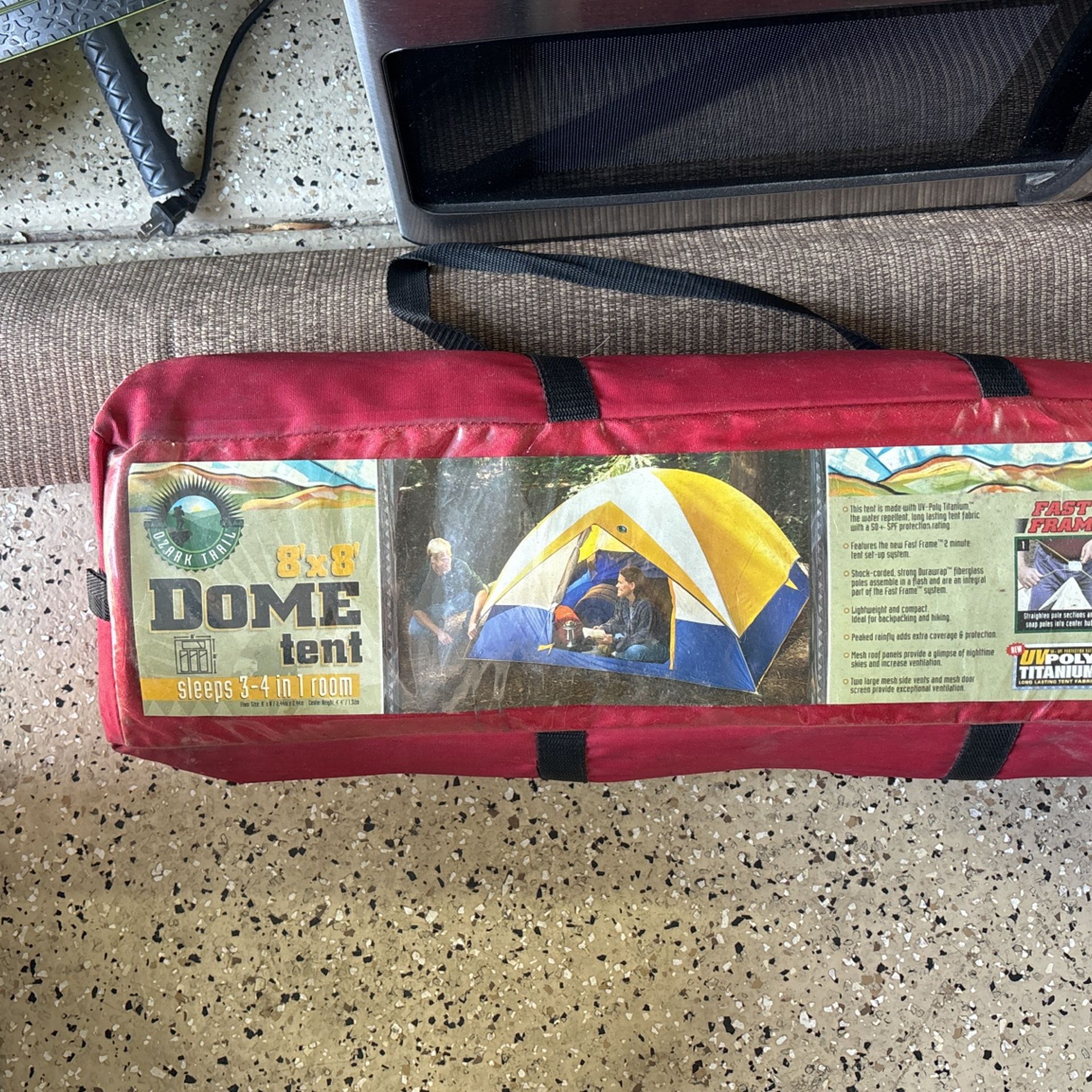 Tent and Sleeping Bag 