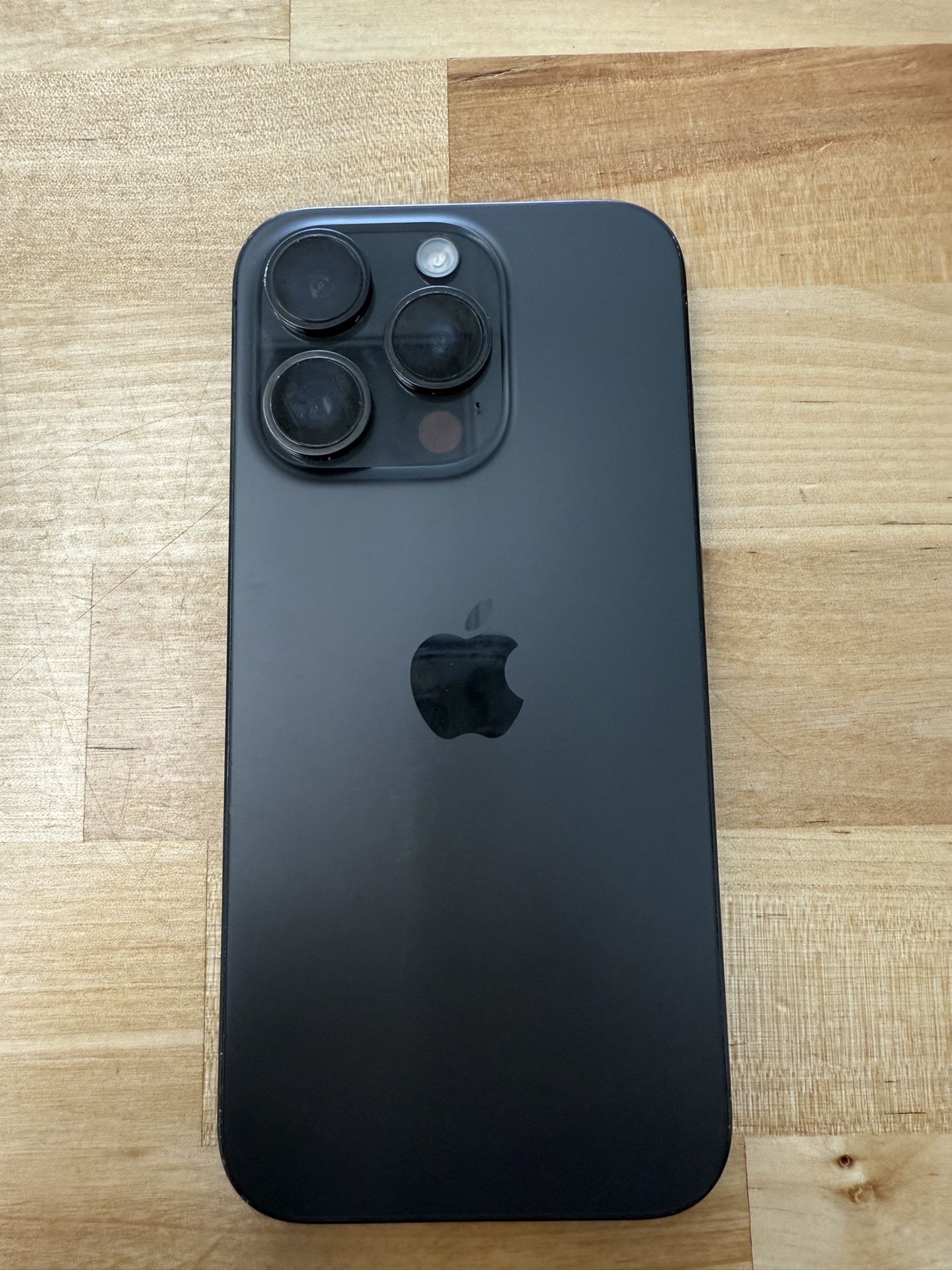 Like New T-Mobile / MetroPCS iPhone 15 Pro 128GB Black 