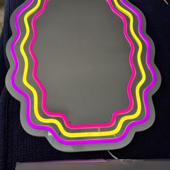 New!  Wavy Line LED Neon Mirror light15.75”x 21”