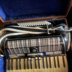 Italian Accordion 