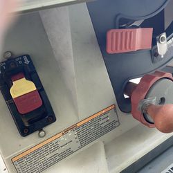 10” Rigid Table Saw With A Dolly. Good Working Condition