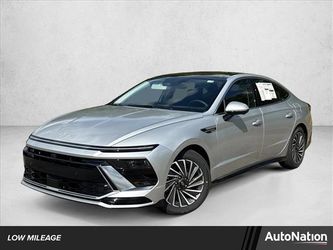 2025 Hyundai Sonata Hybrid