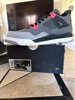Jordan 4 retros PS