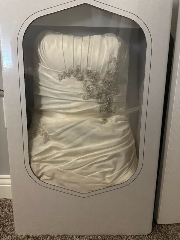 Ivory Wedding Dress, Size 5