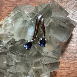 Sapphire Pendant 