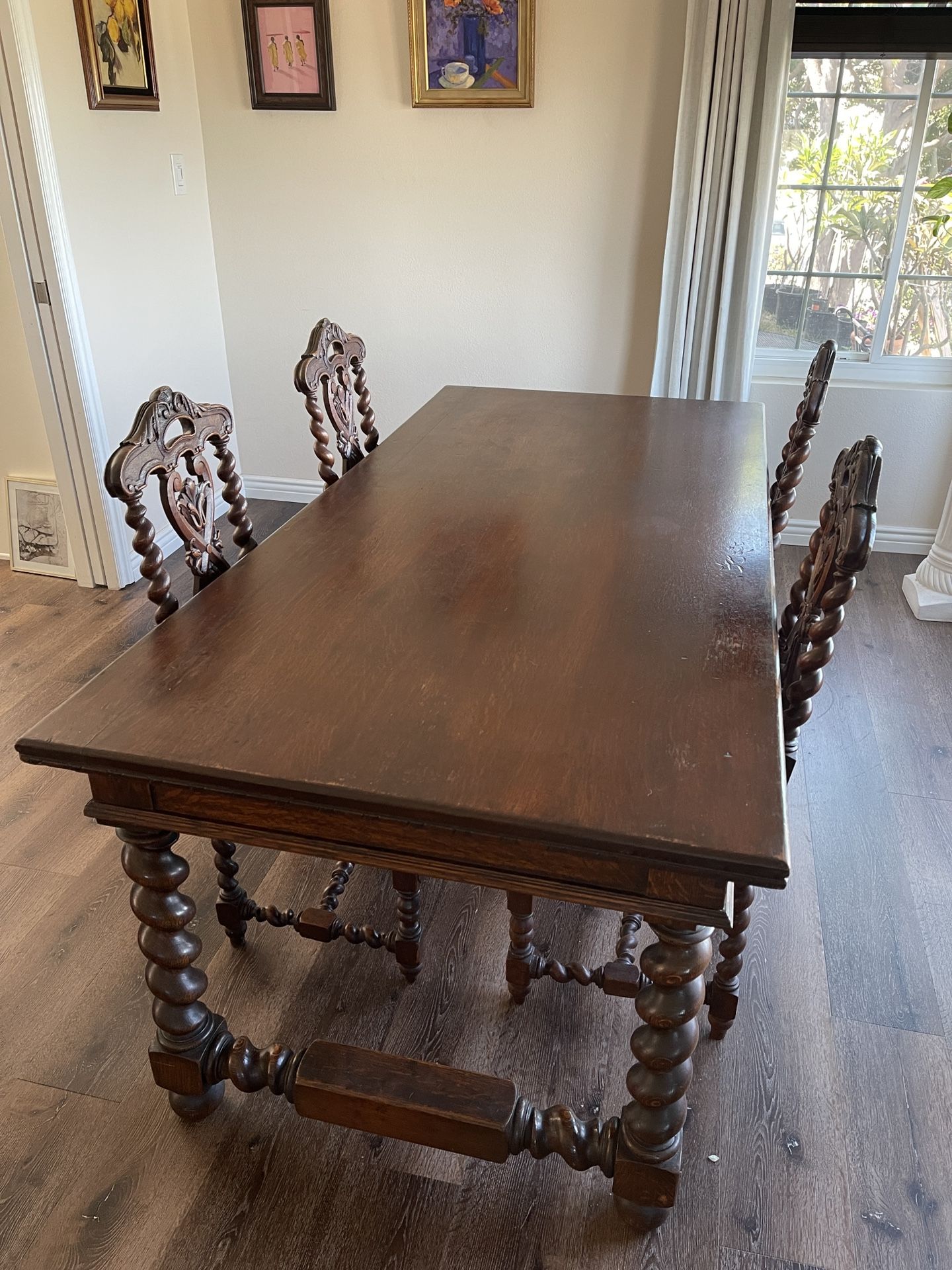 Antique Dining Table Set