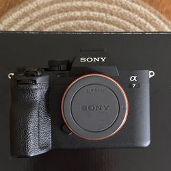 Sony A7IV
