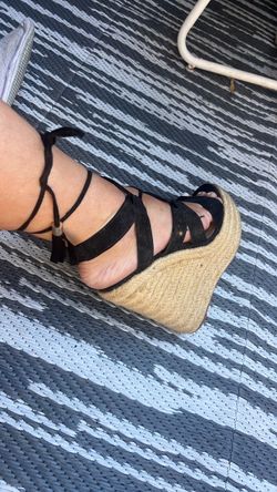 Women’s shoes