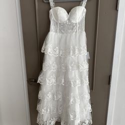LULUS WHITE MEDIUM WEDDING DRESS LACE 