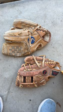 Gloves