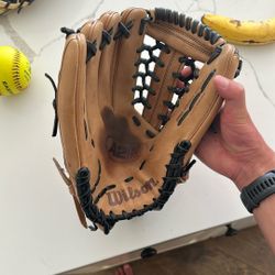 Wilson A2k Outfield Lefty Glove 