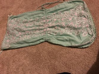 Summer dress off shoulders , never been worn new brand with tag,check my other offers too