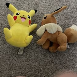 Pokemon Pikachu Eve Plushies 