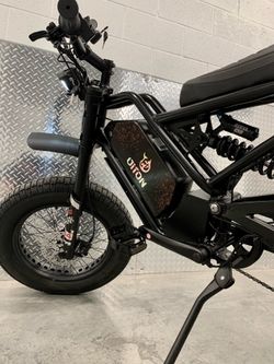 New - 52V1500/2500Watt Electric Cruiser E-Bike, 25ah, 20x4.5 Super Fat Tire