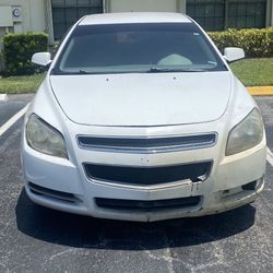 2010 CHEVY MALIBU LT WHITE