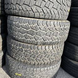 Vendo 275/60/R20 Instacion Y Balance Las 4 Llantas Por $200