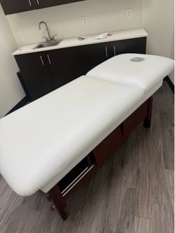 Massage Spa Table