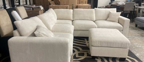 New Corduroy Sectional Sofa Couch with Ottoman! 99x99. Free Delivery 🚚!