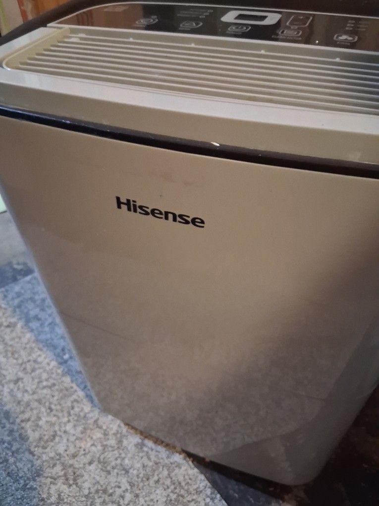 Hisense Dehumidifier 1.11gallon, 35 Pint ,2 Speeed,