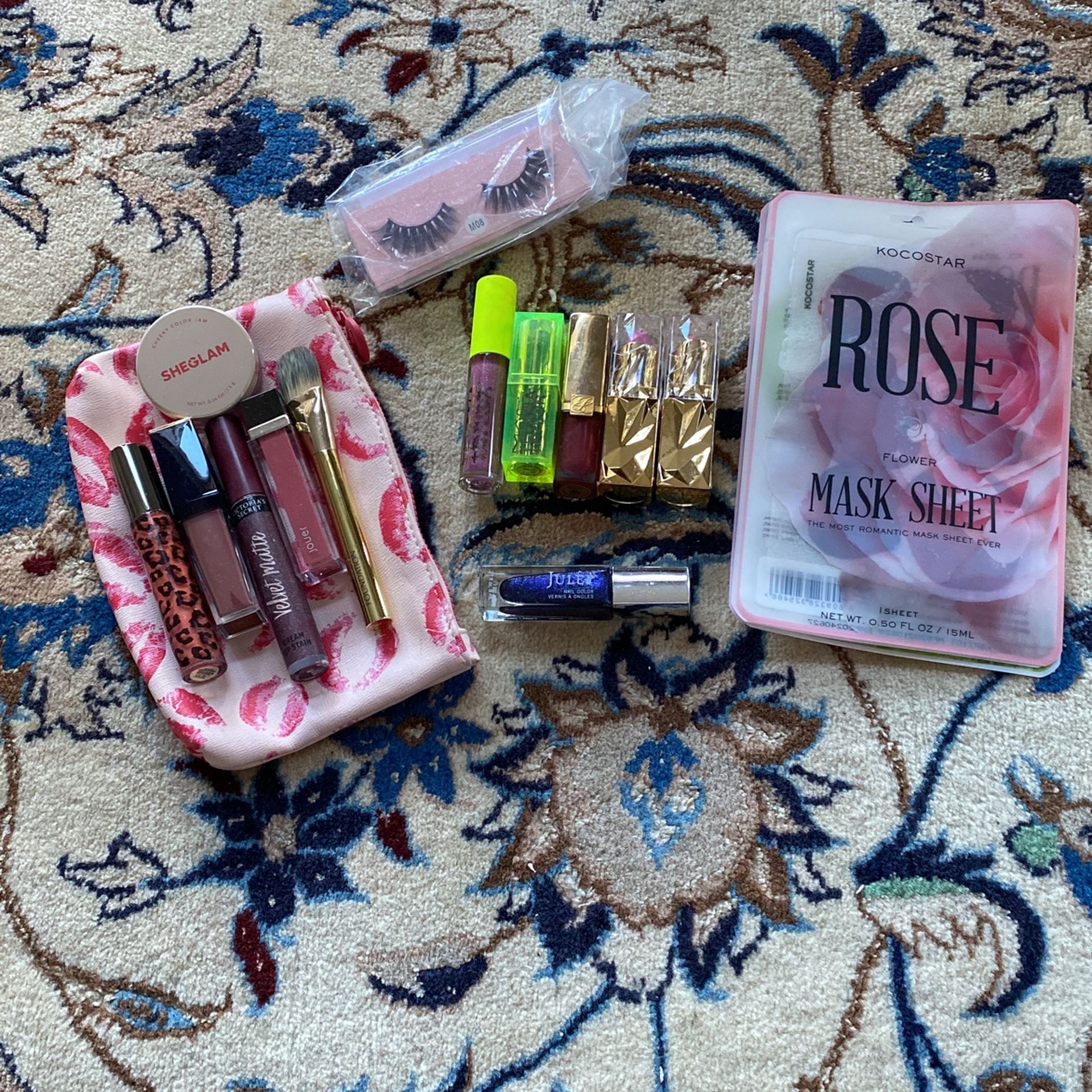MAKEUP BUNDLE