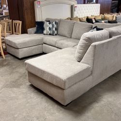 Brand new sectional, 1299