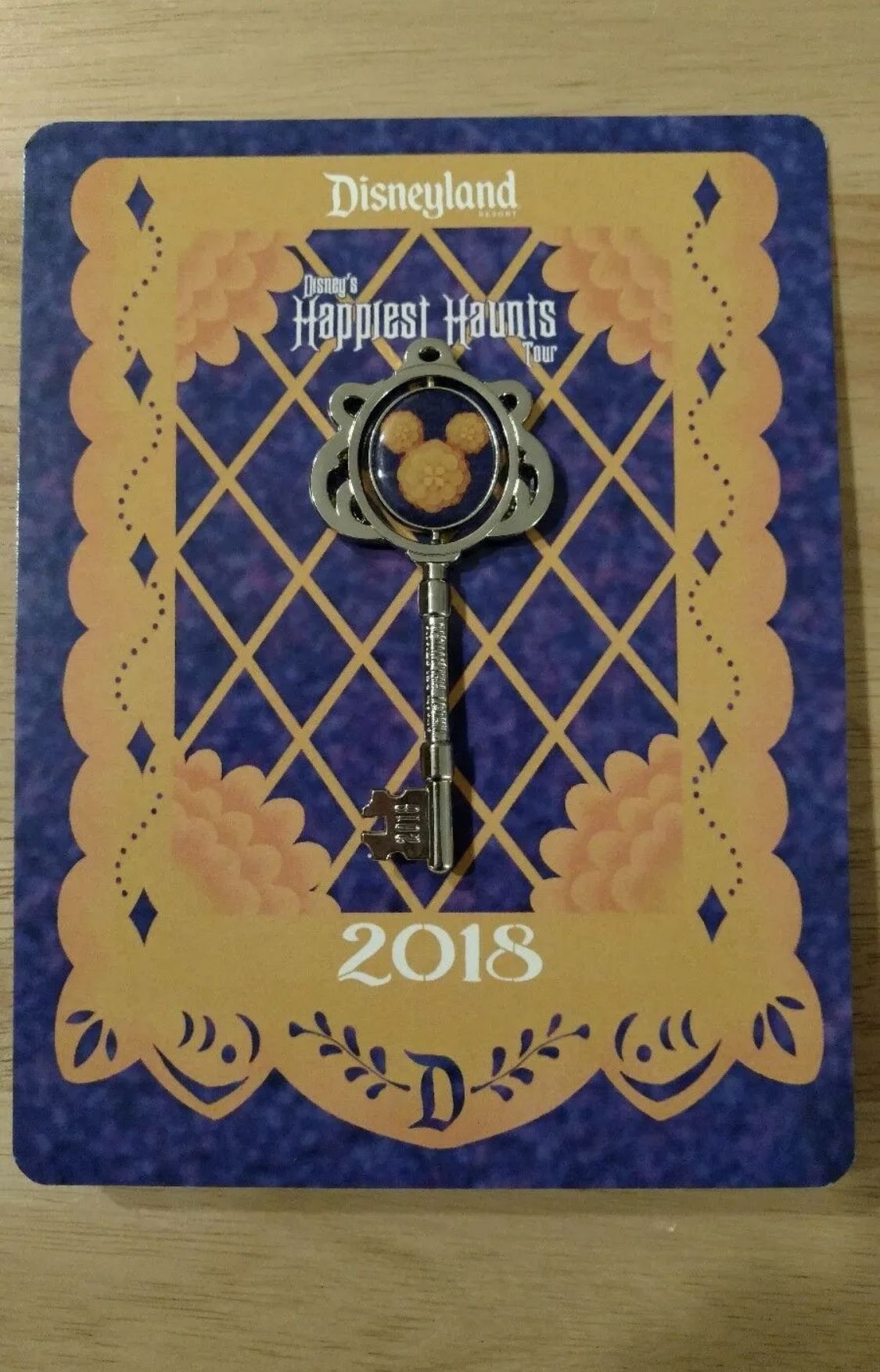 Disneyland Happiest haunts tour collectors pin 2018 new