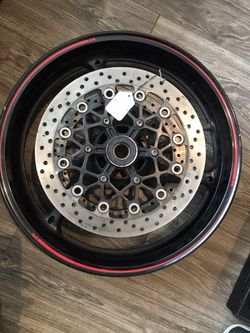 Suzuki gsxr 1000 wheel