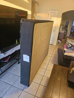 Queen Boxspring With frame (eastside)