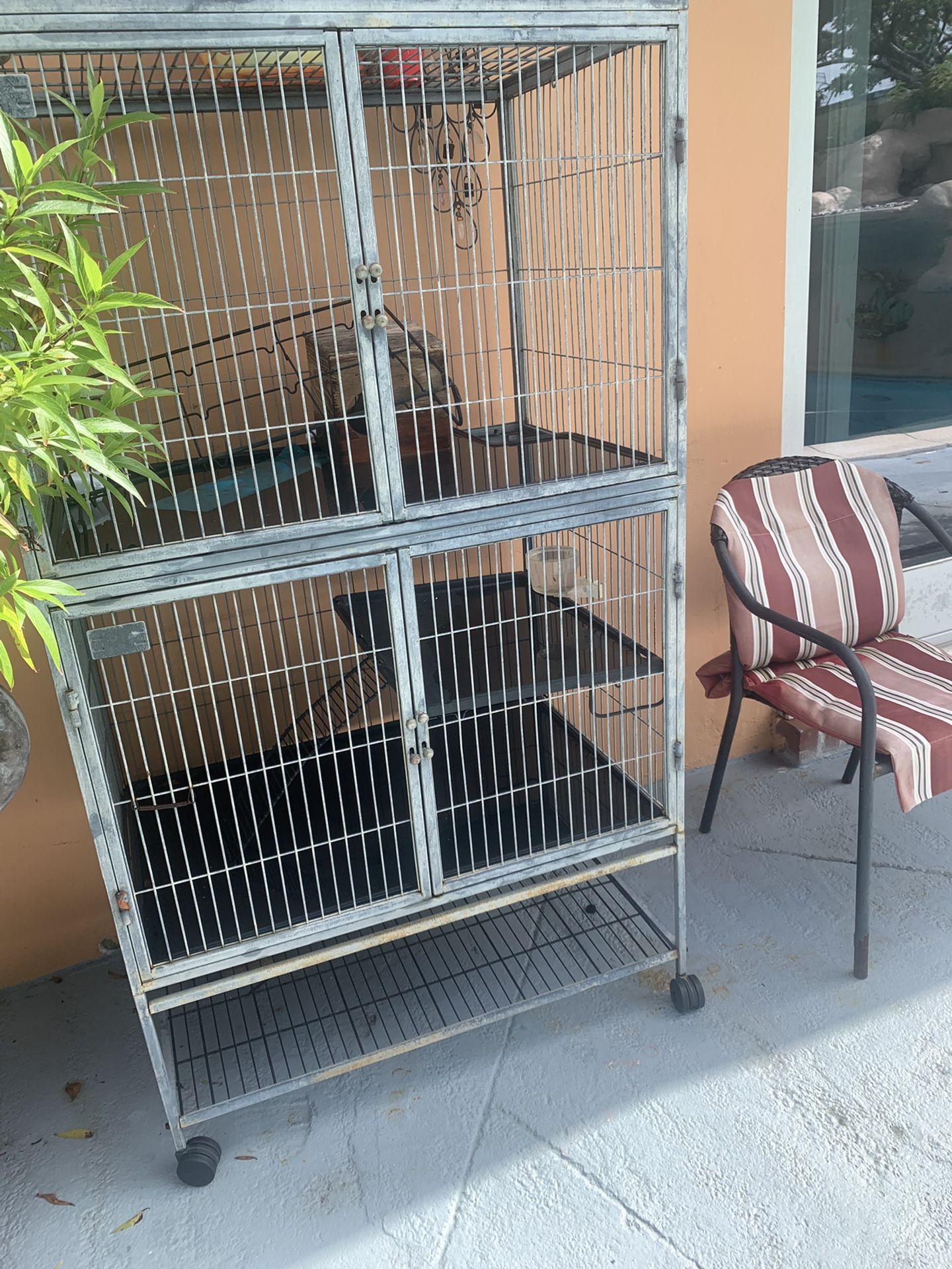 Cage $120 For Bird Or Ferret  Top N Bottom Can Be Separated Or Combined 