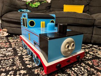 Rare vintage Thomas the train wooden toy box