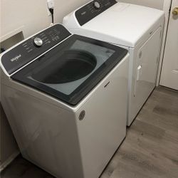 Whirlpools Washer and Dryer