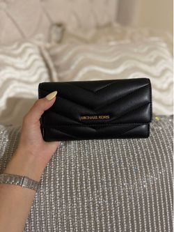 Michael kors jet set travel trifold wallet