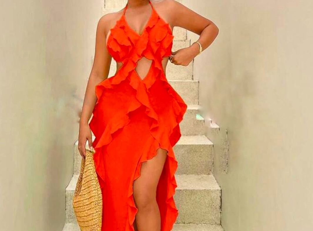 Ruffled backless dress