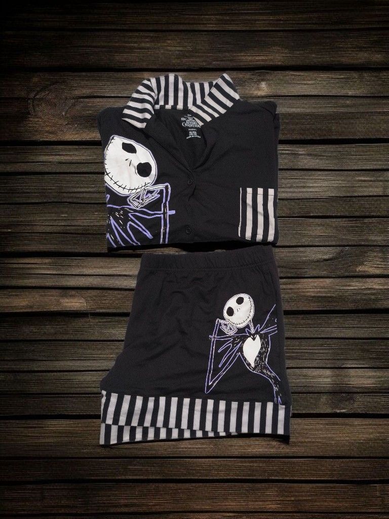 XL Jack Skeleton Nightmare Before Christmas Set Only $15