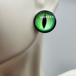 Cats Eye Earrings 