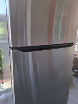 LG refrigerator