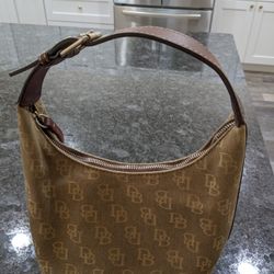 Dooney & Bourke Purse